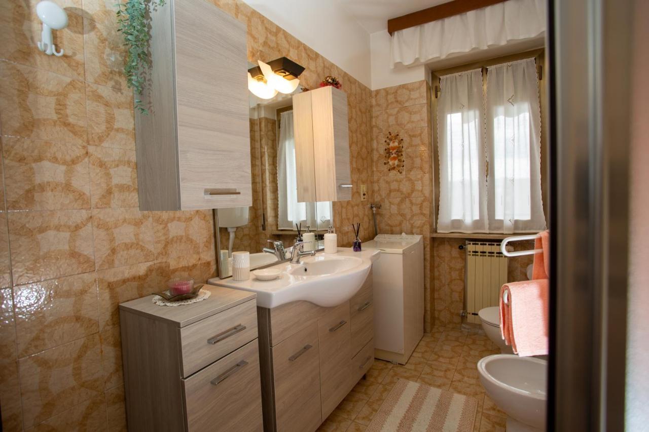 Casa Vacanze Heidi Vista Lago Verbania Exterior foto